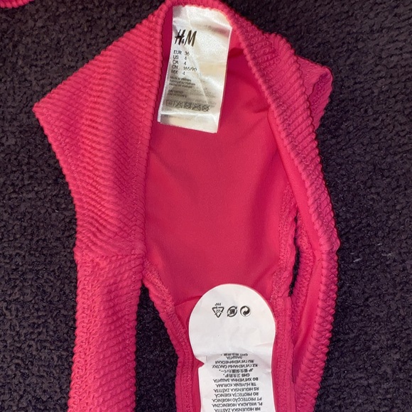 Hot Pink H&M Bikini - Picture 2 of 4